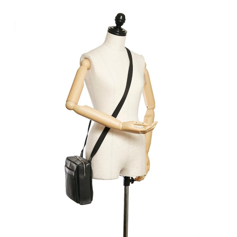 Louis Vuitton Taiga Sayan (28875) - Image 5
