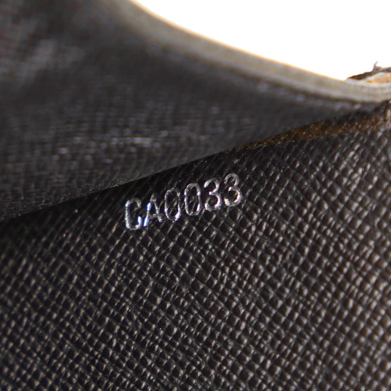Louis Vuitton Taiga Selenga (28238) - Image 8