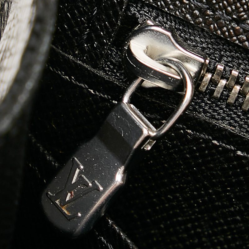 Louis Vuitton Taiga Selenga 34694) - Image 8
