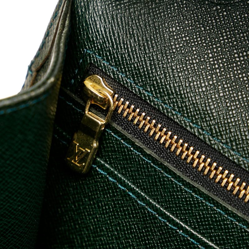 Louis Vuitton Taiga Selenga (9PQX26) - Image 9