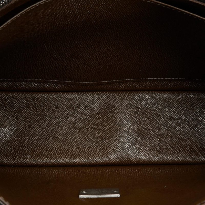 Louis Vuitton Taiga Selenga (OGQi3F) - Image 6