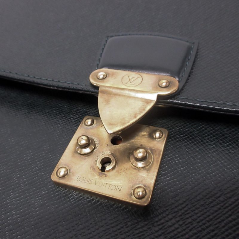 Louis Vuitton Taiga Serviette Kourad Briefcase (S9gjz7) - Image 9