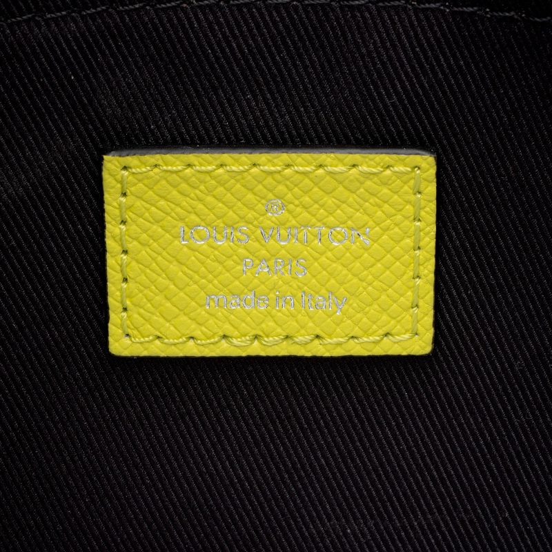 Louis Vuitton Taigarama Leather Outdoor Messenger Bag (2LtRge) - Image 8