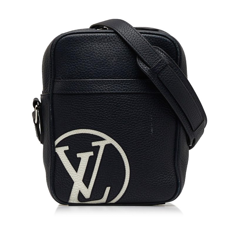 Louis Vuitton Taurillon Danube LV Circle  PM (n3Hrmy)