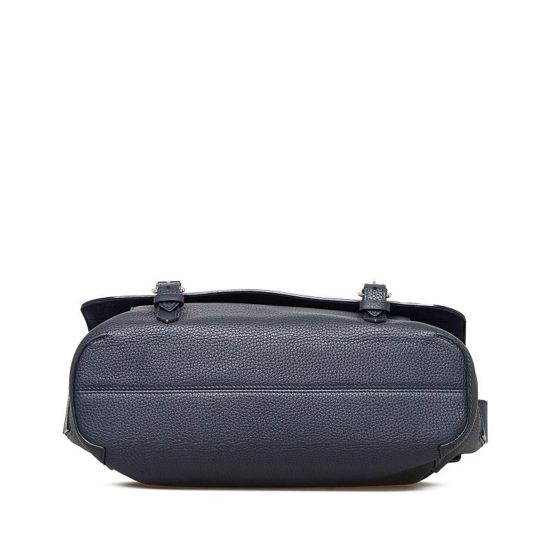 Louis Vuitton Taurillon East Side Messenger Bag (fbtCEE) - Image 4