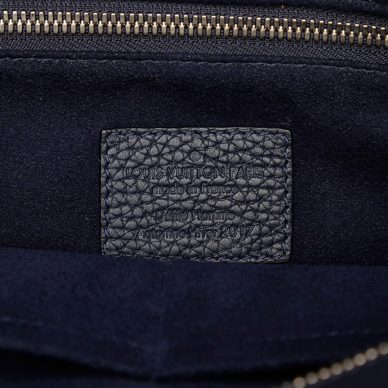 Louis Vuitton Taurillon East Side Tote MM (pwrTpS) - Image 7