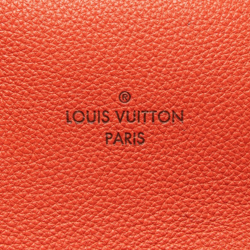 Louis Vuitton Veau Cachemire Tuffetage W PM Tote (23303) - Image 9