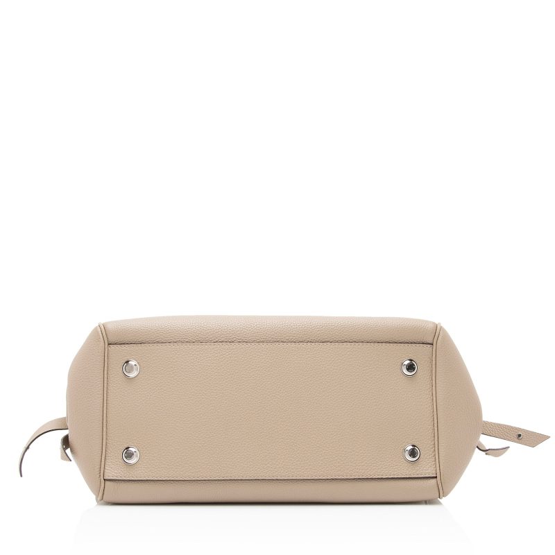 Louis Vuitton Veau Nuage Calfskin Milla MM Tote (23752) - Image 4