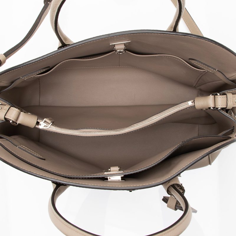 Louis Vuitton Veau Nuage Calfskin Milla MM Tote (23752) - Image 7