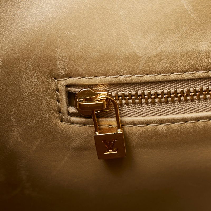 Louis Vuitton Vernis Houston (26615) - Image 9