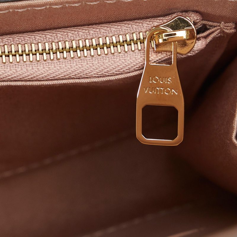 Louis Vuitton Vernis Louise (VGCbnv) - Image 9