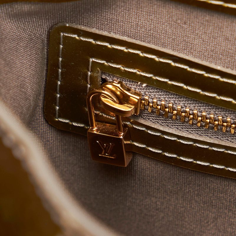 Louis Vuitton Vernis Wilshire PM (30226) - Image 9
