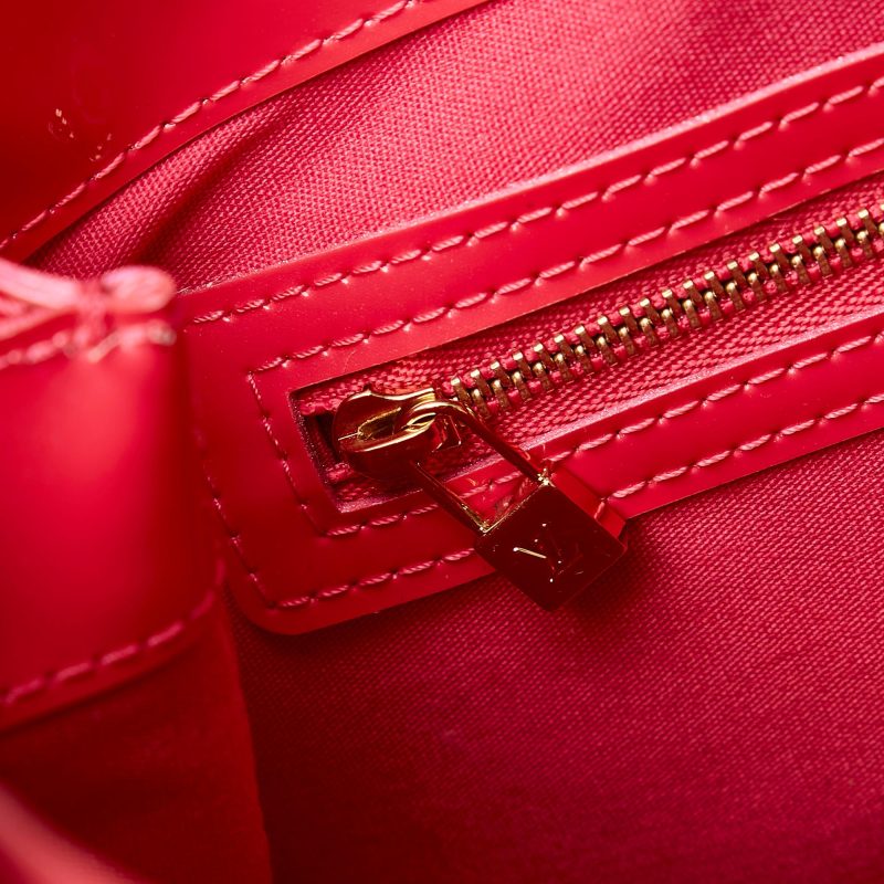 Louis Vuitton Vernis Wilshire PM (30249) - Image 9