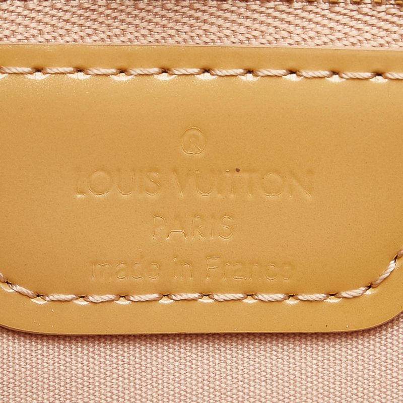 Louis Vuitton Vernis Wilshire PM (31830) - Image 7