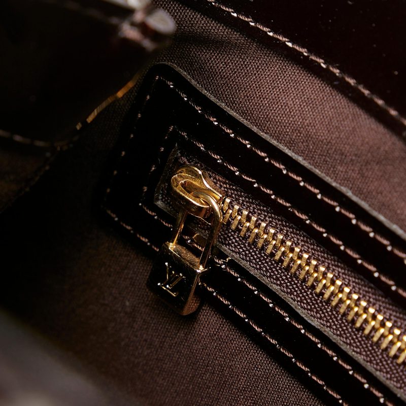 Louis Vuitton Vernis Wilshire PM (33915) - Image 9