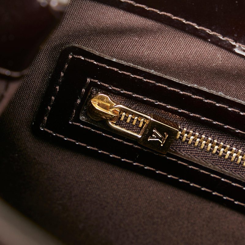 Louis Vuitton Vernis Wilshire PM (37155) - Image 9