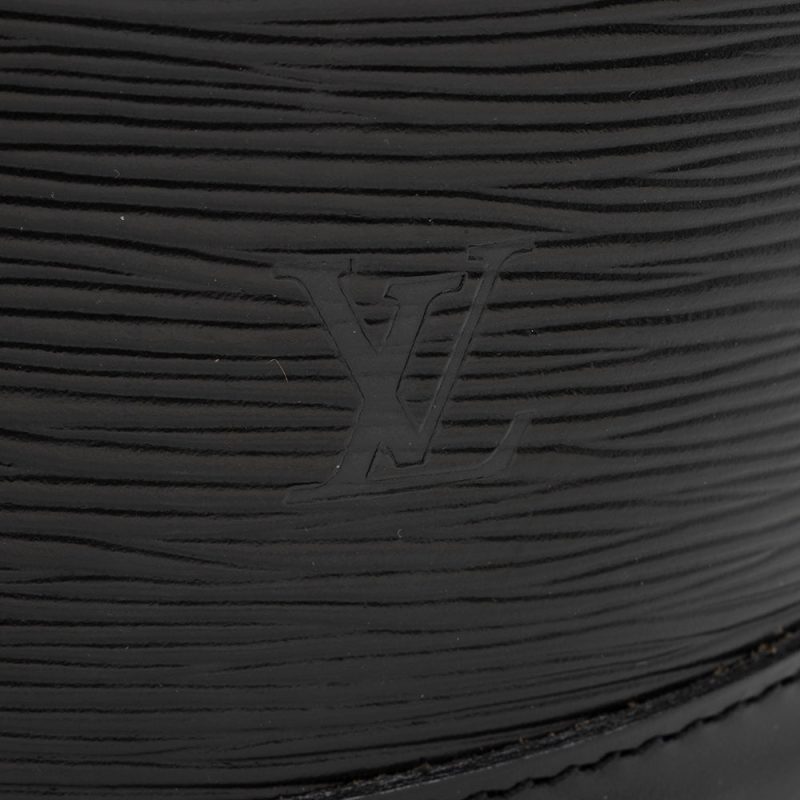 Louis Vuitton Vintage Epi Leather Cluny Shoulder Bag (15940) - Image 9