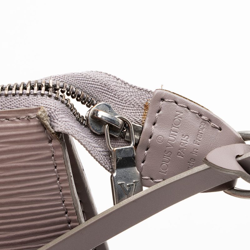 Louis Vuitton Vintage Epi Leather Pochette 21 Accessoires (17456) - Image 9