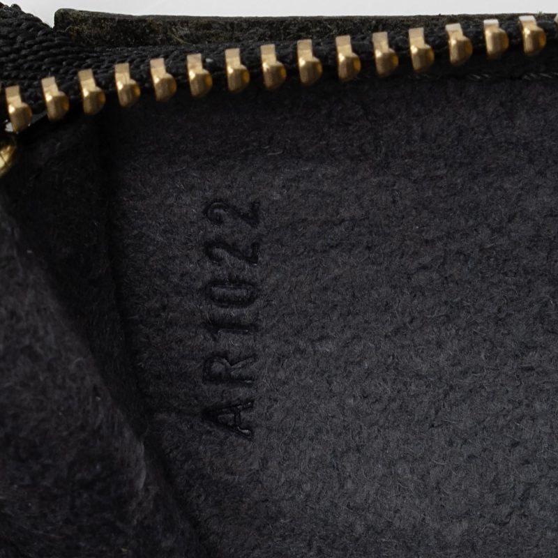 Louis Vuitton Vintage Epi Leather Pochette Accessoires (YUa4cL) - Image 6