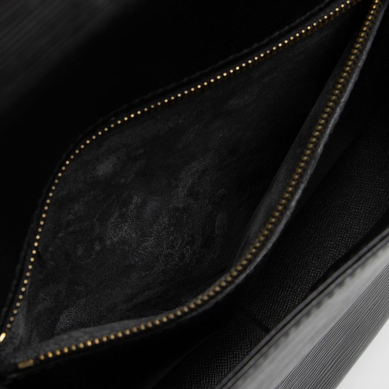 Louis Vuitton Vintage Epi Leather Saint Cloud GM Shoulder Bag (E7i96A) - Image 10