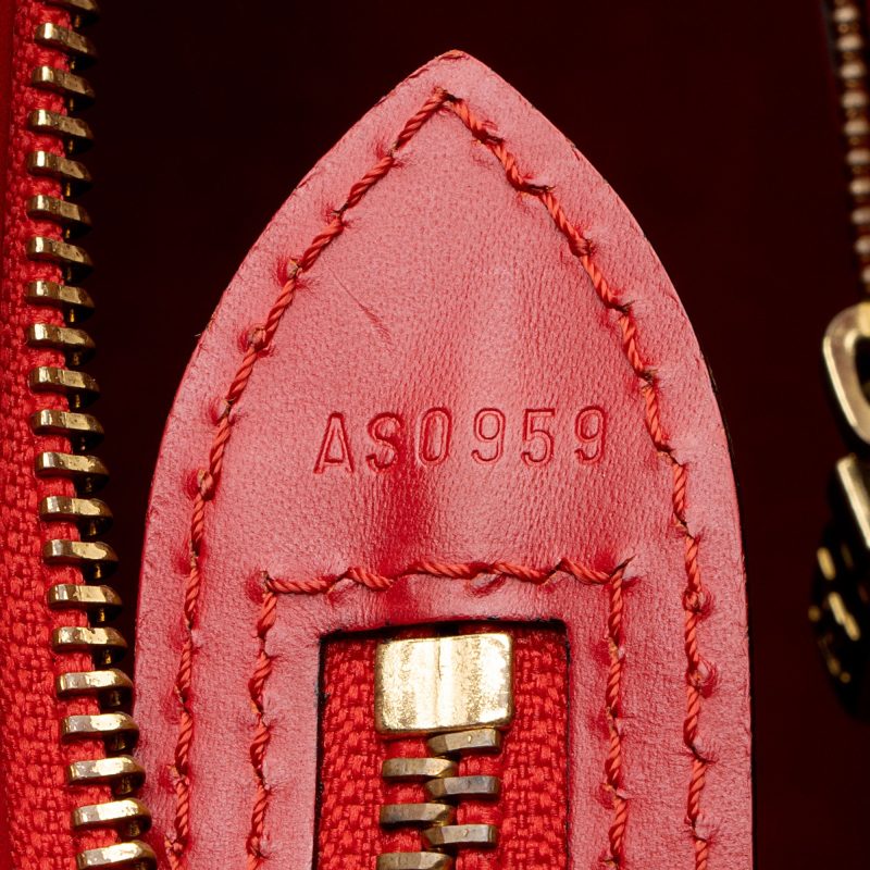 Louis Vuitton Vintage Epi Leather St. Jacques GM Shoulder Bag (pXWtO8) - Image 6