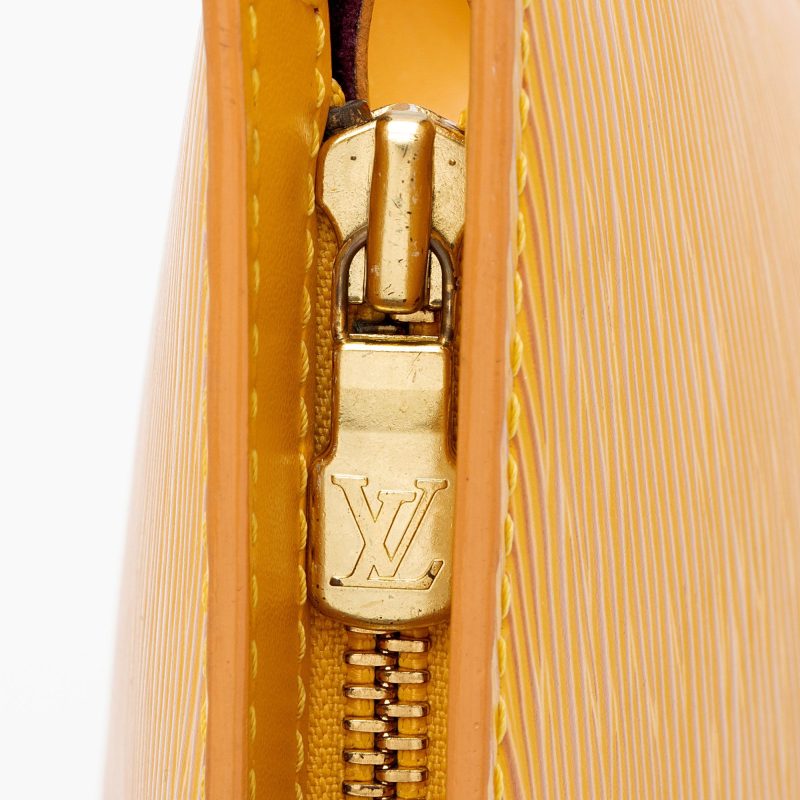 Louis Vuitton Vintage Epi Leather St. Jacques PM Shoulder Bag (08in0A) - Image 10