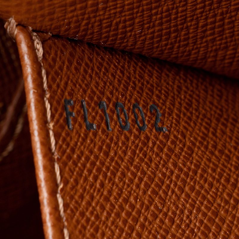 Louis Vuitton Vintage Monogram Canvas Cite MM Shoulder Bag (Tfnig4) - Image 6