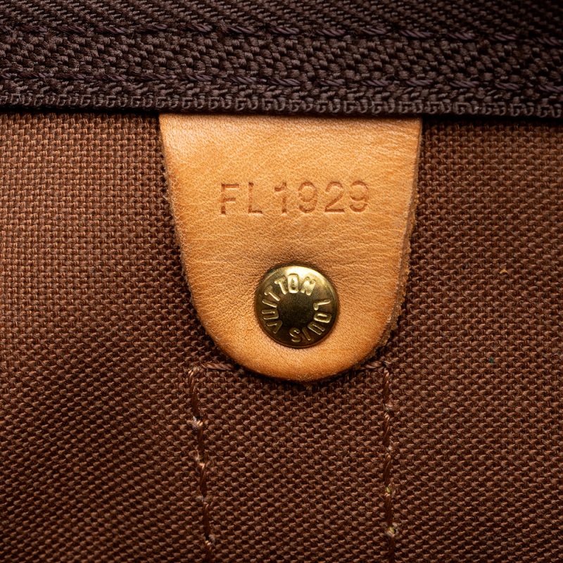 Louis Vuitton Vintage Monogram Canvas Keepall 45 Duffel Bag (16876) - Image 5