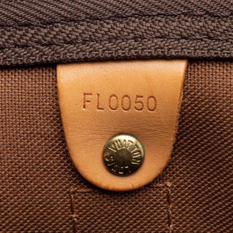 Louis Vuitton Vintage Monogram Canvas Keepall 50 Duffel Bag (17140) - Image 6