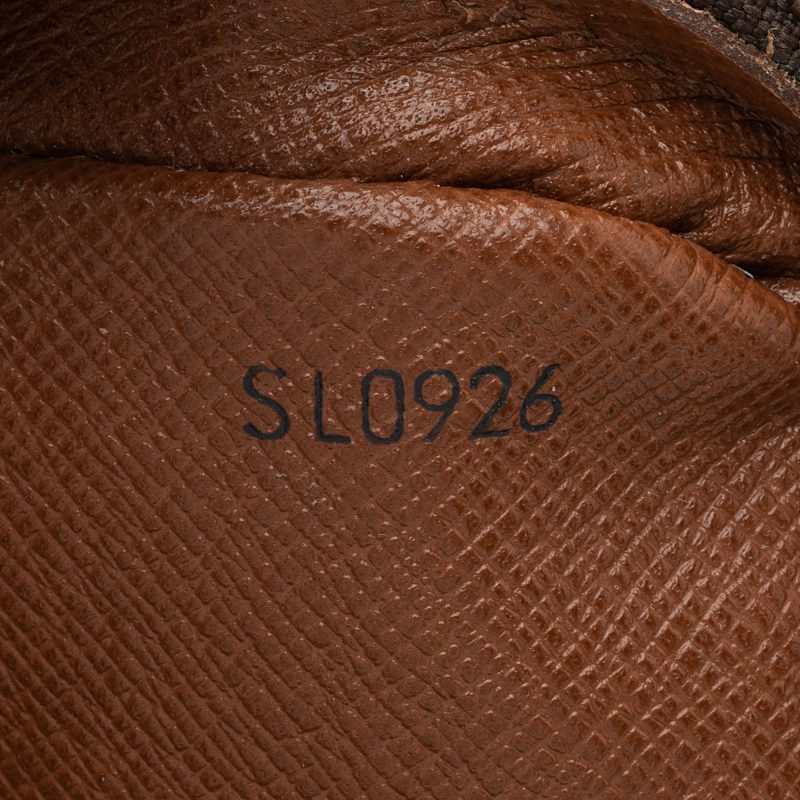 Louis Vuitton Vintage Monogram Canvas Marly Dragonne GM Clutch (5UeCtK) - Image 6
