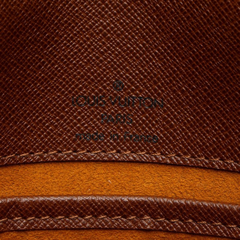 Louis Vuitton Vintage Monogram Canvas Musette Tango Shoulder Bag (1tVxAu) - Image 8