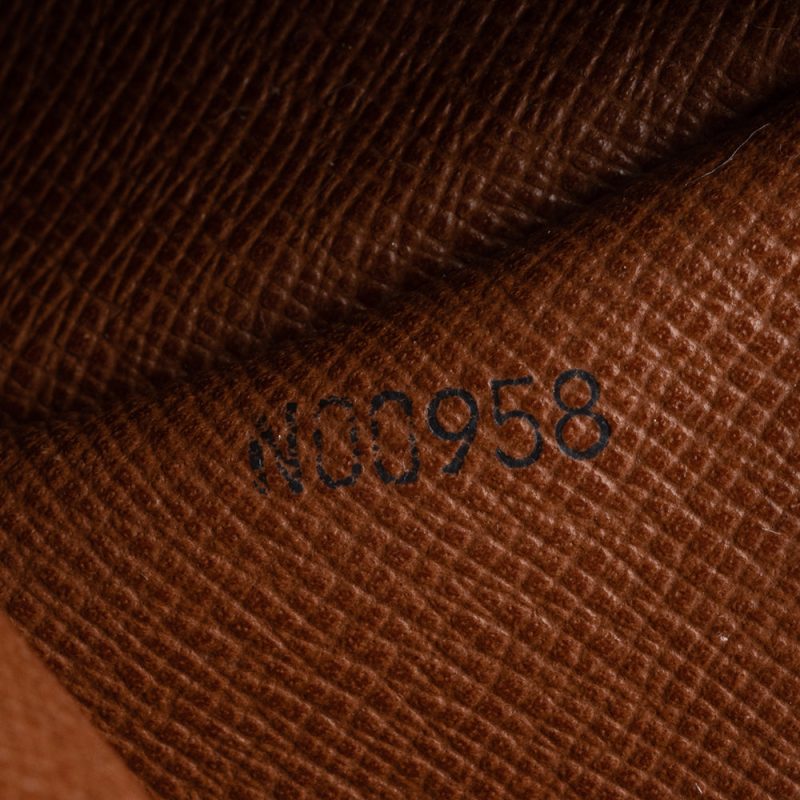 Louis Vuitton Vintage Monogram Canvas Papillon 30 Satchel - FINAL SALE (17241) - Image 6