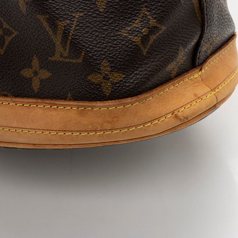 Louis Vuitton Vintage Monogram Canvas Petit Bucket Tote (16436) - Image 10