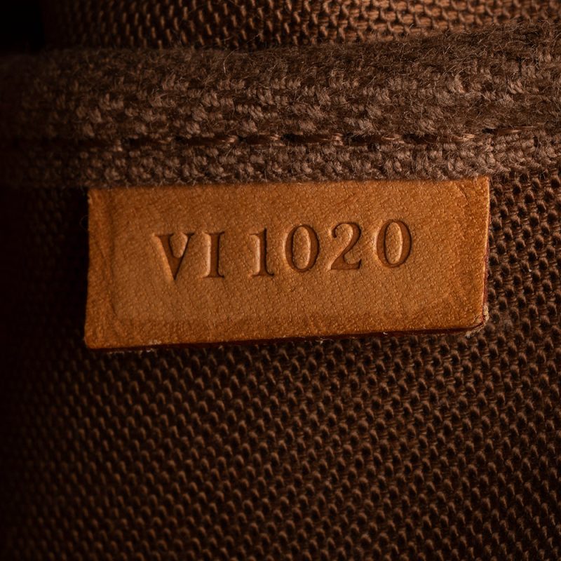 Louis Vuitton Vintage Monogram Canvas Pochette Accessoires (16841) - Image 5