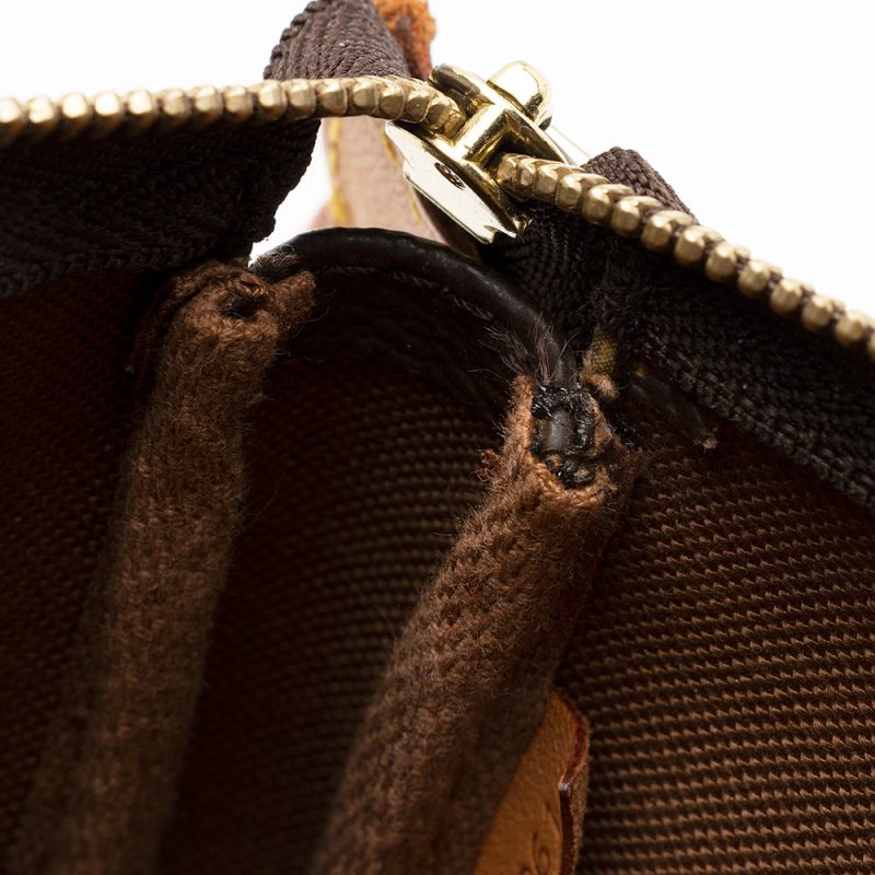 Louis Vuitton Vintage Monogram Canvas Pochette Accessoires (17707) - Image 8