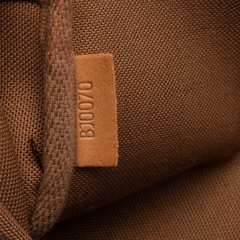 Louis Vuitton Vintage Monogram Canvas Pochette Accessoires (aa4oIM) - Image 6