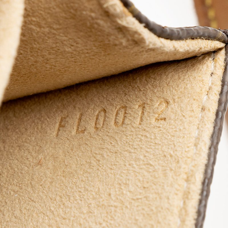Louis Vuitton Vintage Monogram Canvas Pochette Twin GM Shoulder Bag (20313) - Image 6