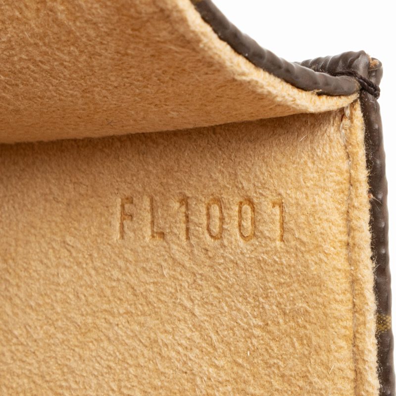 Louis Vuitton Vintage Monogram Canvas Pochette Twin GM Shoulder Bag (uihtFd) - Image 6