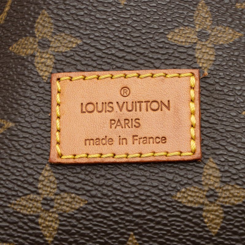 Louis Vuitton Vintage Monogram Canvas Saumur 30 Messenger Bag (TyPWbw) - Image 9