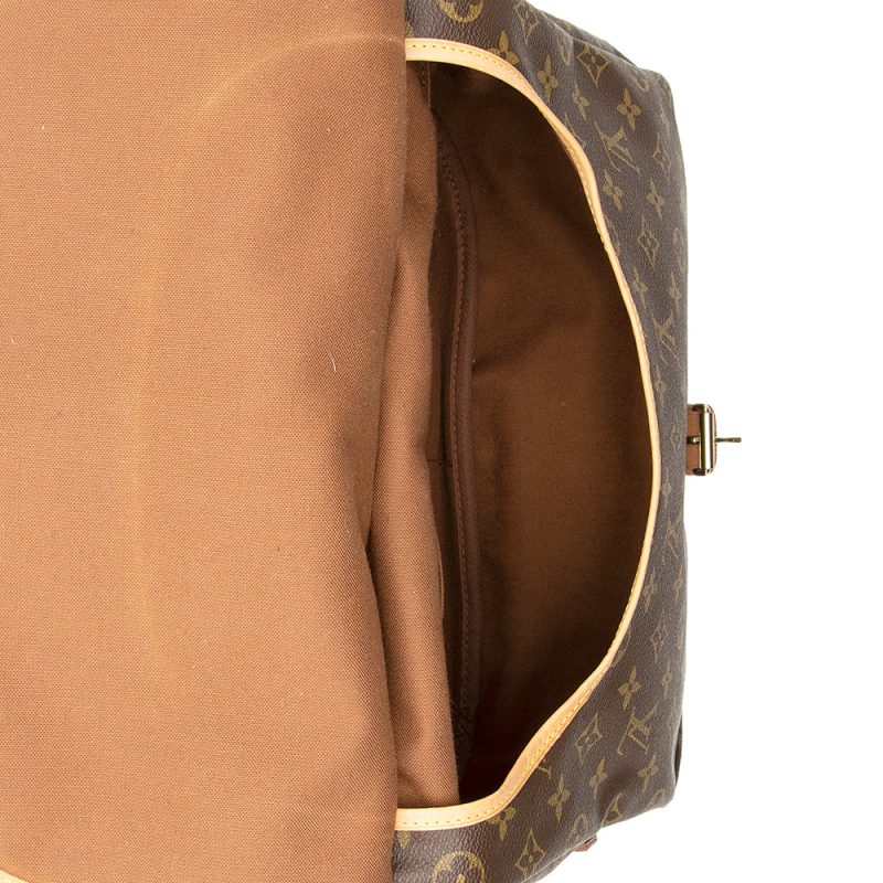 Louis Vuitton Vintage Monogram Canvas Saumur 35 Messenger Bag (20371) - Image 8