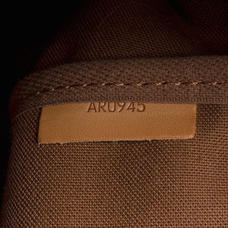Louis Vuitton Vintage Monogram Canvas Saumur 35 Messenger Bag (20845) - Image 6