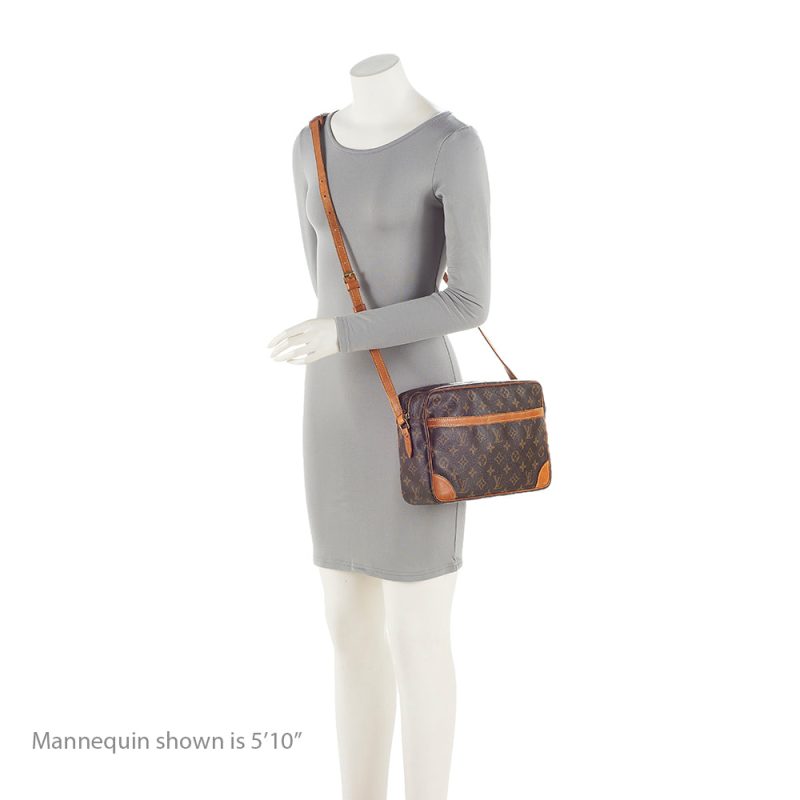 Louis Vuitton Vintage Monogram Canvas Trocadero 27 Shoulder Bag (22092) - Image 5