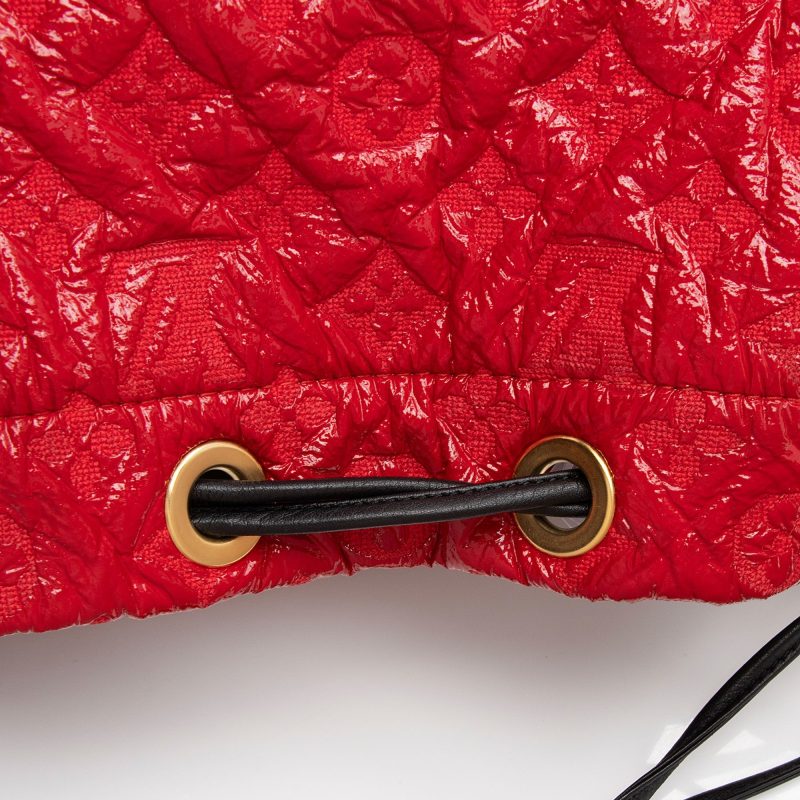 Louis Vuitton Vinyl Squishy Inventeur Drawstring Shoulder Bag (WKPtxi) - Image 10