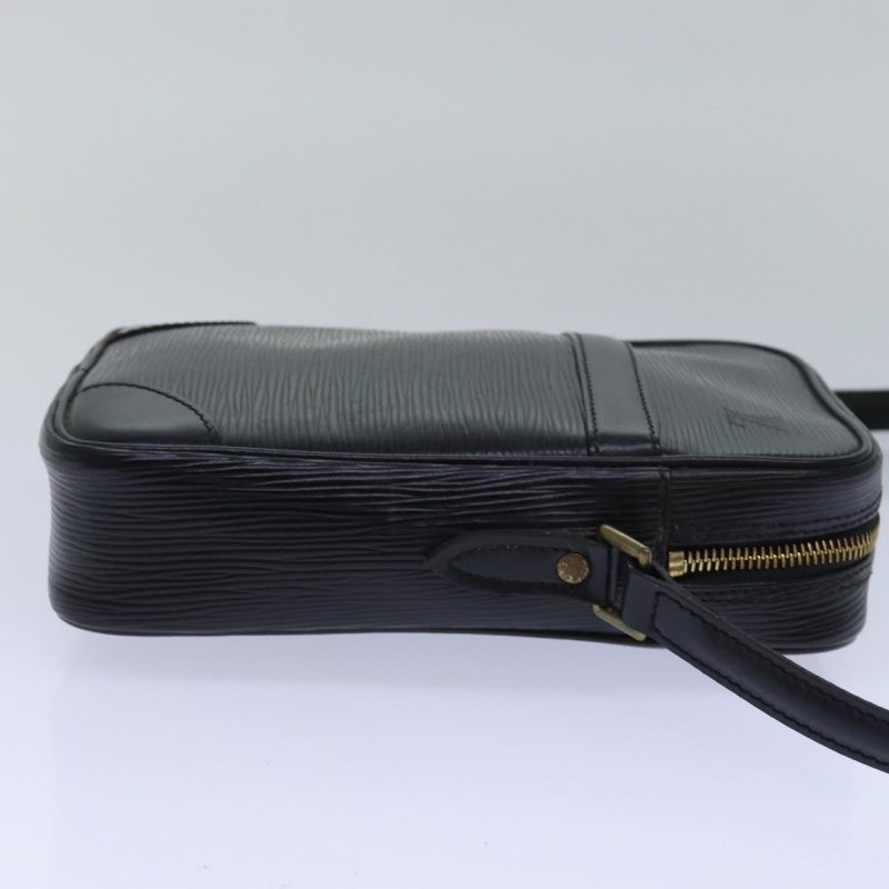 Louis Vuitton Epi Danube Shoulder Bag Black M45632  yk13384 - Image 4